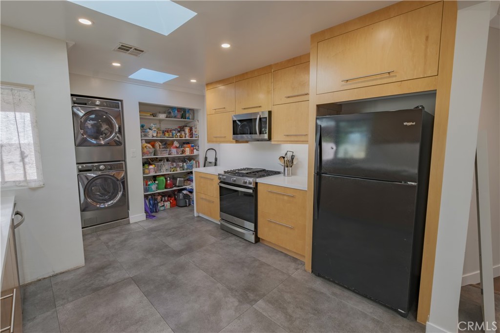 MLS #DW25230830 image #11