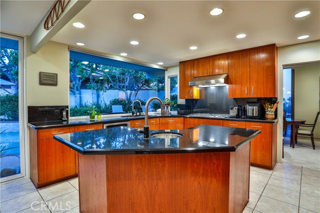 Detail Gallery Image 16 of 69 For 868 Guanajuato Dr, Claremont,  CA 91711 - 4 Beds | 3 Baths