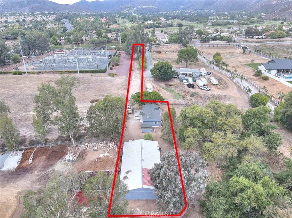 https://media.crmls.org/medias/02661e5d-e1a2-4842-ba57-1526a0df48fe.jpg?preset=X-Large