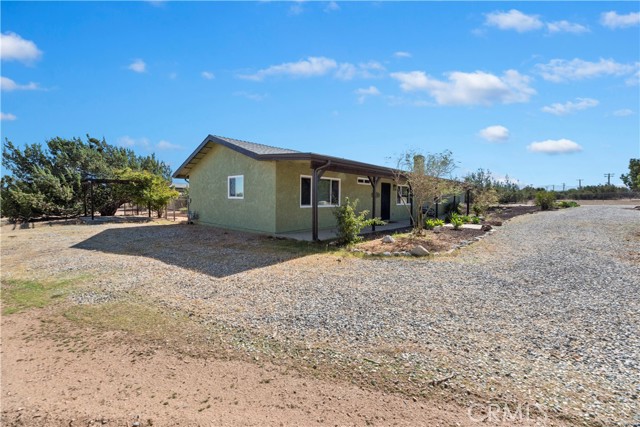 Detail Gallery Image 30 of 48 For 7215 Kourie Way, Oak Hills,  CA 92344 - 2 Beds | 2 Baths