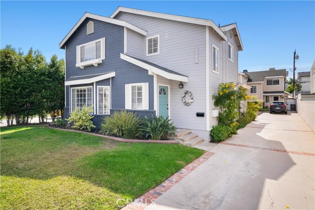 2310 Curtis Avenue, Redondo Beach, California 90278, 3 Bedrooms Bedrooms, ,Residential,Sold,Curtis,SB21214426