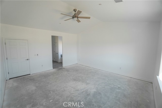 Detail Gallery Image 12 of 26 For 14416 Ricaree Rd, Apple Valley,  CA 92307 - 4 Beds | 2/1 Baths