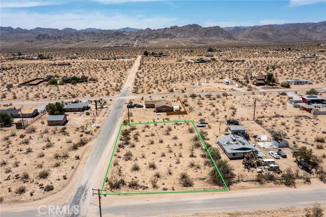 Detail Gallery Image 5 of 15 For 63000 Jadeite St, Joshua Tree,  CA 92252 - – Beds | – Baths