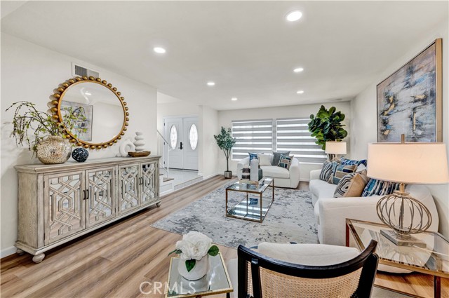 Detail Gallery Image 11 of 65 For 9100 Blair River Cir, Fountain Valley,  CA 92708 - 5 Beds | 3 Baths