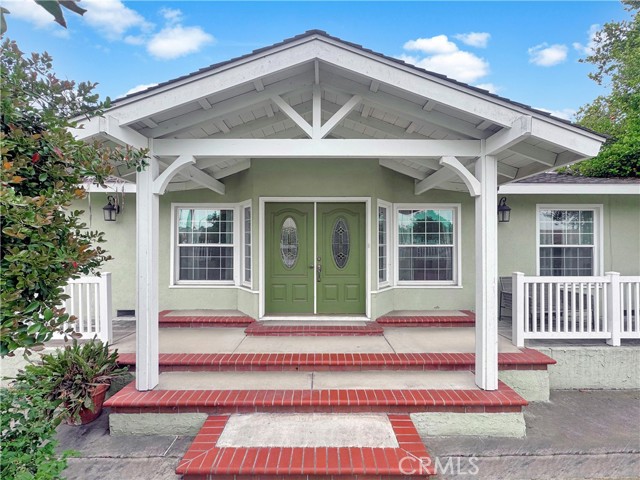 7736 Sugar Drive, Huntington Beach CA: https://media.crmls.org/medias/026a765b-1eef-45f5-b437-421bb0f5b703.jpg