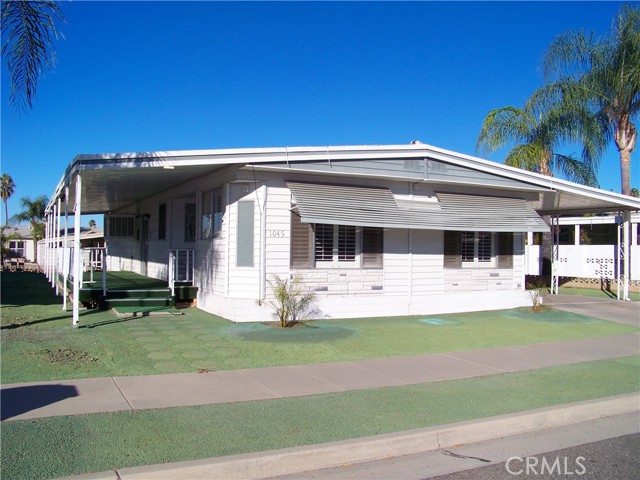 Detail Gallery Image 3 of 34 For 1045 S Elk St, Hemet,  CA 92543 - 3 Beds | 2 Baths