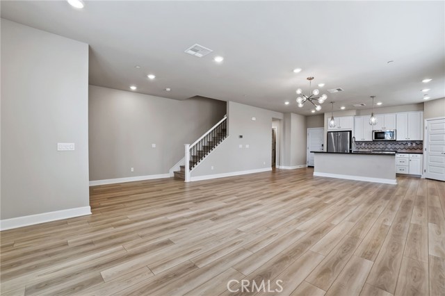 Detail Gallery Image 5 of 24 For 19109 Azul Ln, Huntington Beach,  CA 92648 - 4 Beds | 2/1 Baths