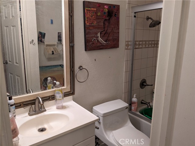 Detail Gallery Image 7 of 19 For 550 N Villa Ct #117,  Palm Springs,  CA 92262 - 1 Beds | 1 Baths