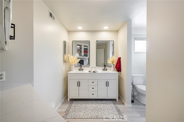 Detail Gallery Image 21 of 30 For 4054 Corte Cima, Thousand Oaks,  CA 91360 - 4 Beds | 3 Baths