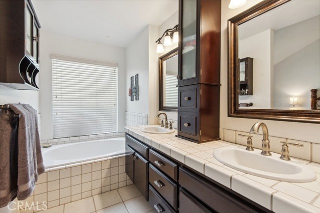 Detail Gallery Image 14 of 40 For 43650 Buckeye Rd, Temecula,  CA 92592 - 4 Beds | 2/1 Baths