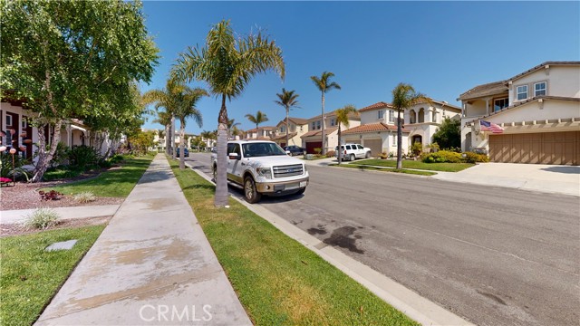 Detail Gallery Image 2 of 41 For 4322 Waterside Ln, Oxnard,  CA 93035 - 4 Beds | 2/1 Baths