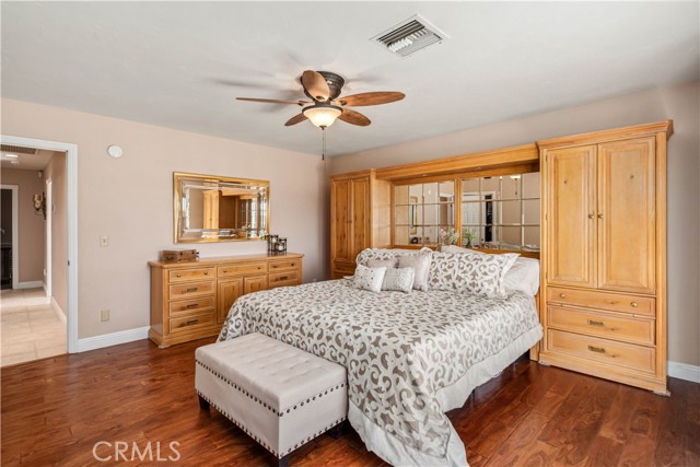 Detail Gallery Image 40 of 69 For 40809 20th St, Palmdale,  CA 93551 - 5 Beds | 2/1 Baths
