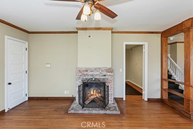 1350 E Chase Drive, Corona CA: https://media.crmls.org/medias/026e76ae-315e-4b8b-a642-c8813e877767.jpg