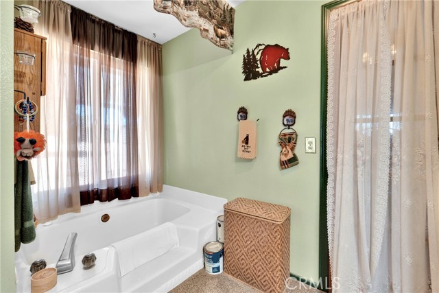 Detail Gallery Image 23 of 43 For 13237 Smoke Tree Rd, Victorville,  CA 92392 - 3 Beds | 2 Baths