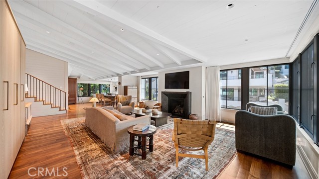 Detail Gallery Image 13 of 45 For 27 Emerald Bay, Laguna Beach,  CA 92651 - 4 Beds | 5/1 Baths