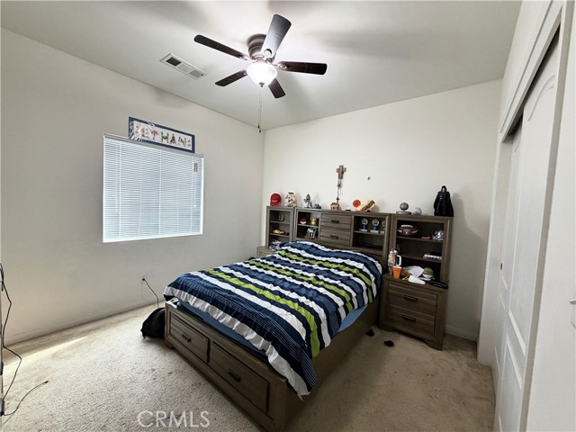 Detail Gallery Image 8 of 17 For 600 Vancluse Bay Dr, Bakersfield,  CA 93307 - 3 Beds | 2 Baths