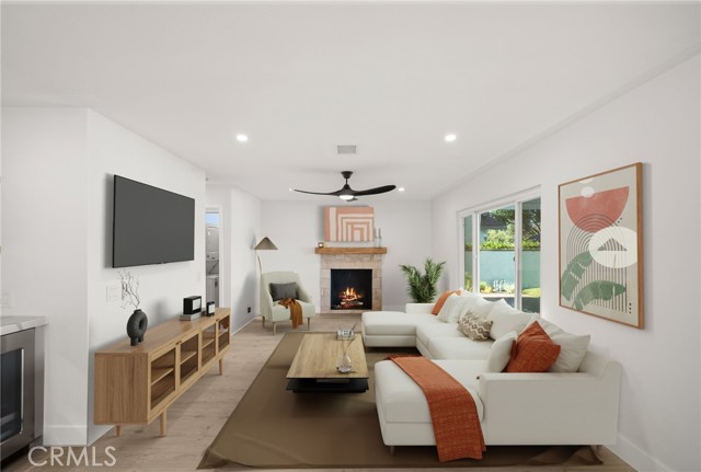 Detail Gallery Image 14 of 39 For 24362 via Santa Clara, Mission Viejo,  CA 92692 - 4 Beds | 3/1 Baths