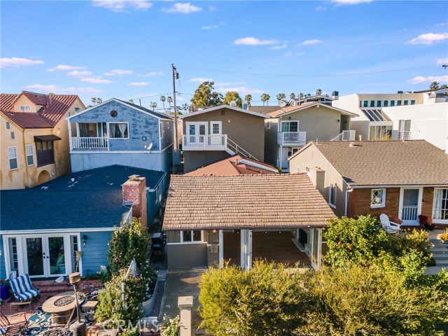 Detail Gallery Image 33 of 35 For 705 Iris, Corona Del Mar,  CA 92625 - 5 Beds | 4 Baths