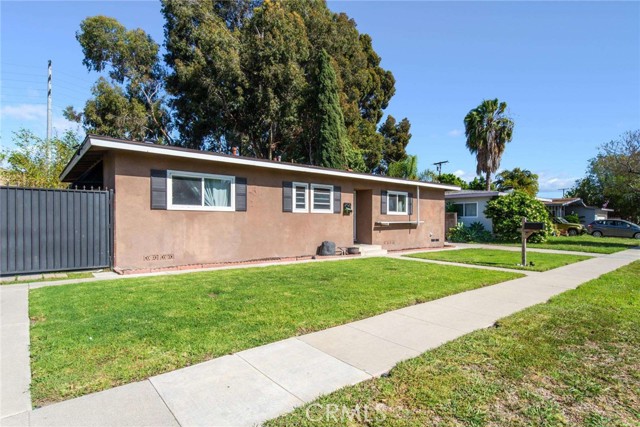 Image 2 for 2420 Fanwood Ave, Long Beach, CA 90815