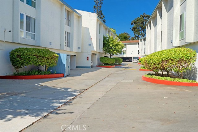 802 Camino Real, Redondo Beach, California 90277, 3 Bedrooms Bedrooms, ,2 BathroomsBathrooms,Residential,Sold,Camino Real,OC22093224