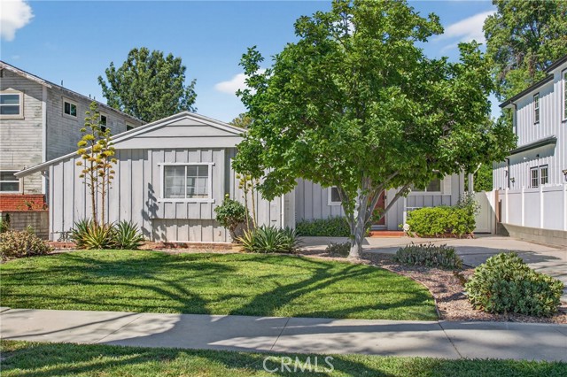 Detail Gallery Image 34 of 37 For 22647 Clarendon St, Woodland Hills,  CA 91367 - 3 Beds | 2 Baths