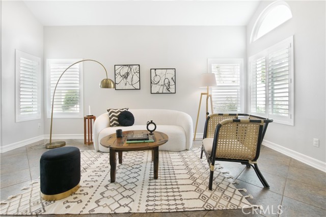 Detail Gallery Image 6 of 31 For 26823 Hot Springs Pl, Calabasas,  CA 91301 - 4 Beds | 2/1 Baths