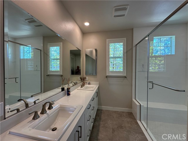 227 Carlow, Irvine CA: https://media.crmls.org/medias/02740710-06d1-4f1f-96f0-441dfd883f2a.jpg