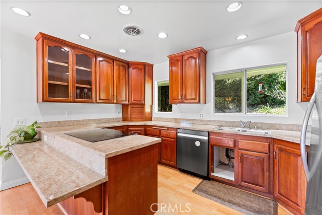 Detail Gallery Image 13 of 59 For 171 Canada Sombre Rd, La Habra Heights,  CA 90631 - 4 Beds | 3 Baths