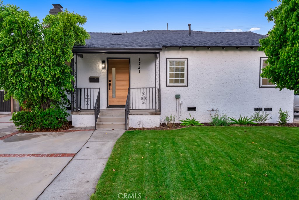 1741 N Rose