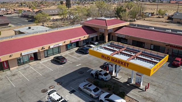16530 Green Tree Blvd, Victorville, California 92395, ,Commercial Lease,For Rent,16530 Green Tree Blvd,CRHD25069126