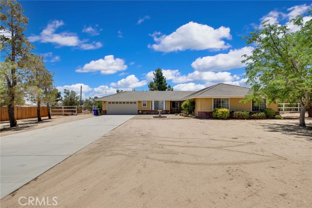 14355 Flathead Road Apple Valley CA 92307