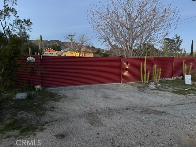 Detail Gallery Image 3 of 44 For 49570 Park Avenue, Morongo Valley,  CA 92256 - 2 Beds | 2 Baths