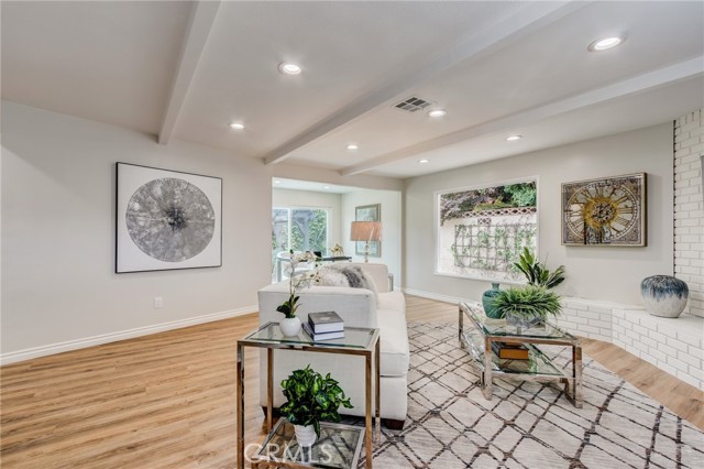 2270 W 231st Street, Torrance CA: https://media.crmls.org/medias/02769135-2268-44a1-9562-a6655cd8d2b8.jpg