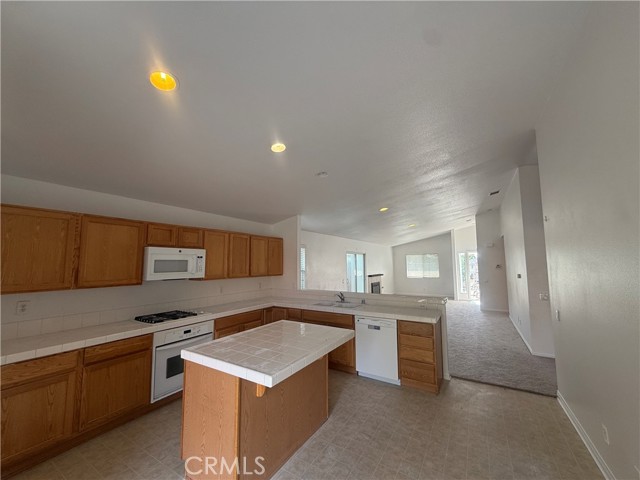 Detail Gallery Image 10 of 33 For 1230 Tourmaline Ave, Mentone,  CA 92359 - 3 Beds | 2 Baths