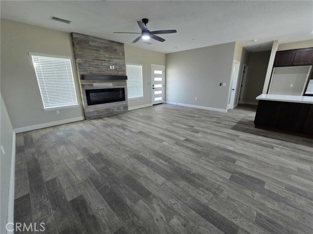 12358 Sioux Court, Apple Valley CA: https://media.crmls.org/medias/0276fbd2-dce0-4592-a8eb-502b688dbdc3.jpg