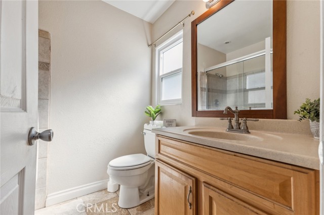 Detail Gallery Image 16 of 52 For 1118 Mabury St, Santa Ana,  CA 92701 - 4 Beds | 2 Baths