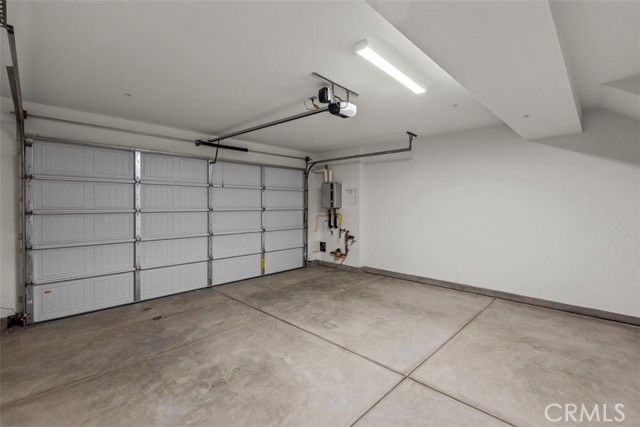 Detail Gallery Image 14 of 15 For 4197 E Carmel Privado, Ontario,  CA 91761 - 3 Beds | 2/1 Baths