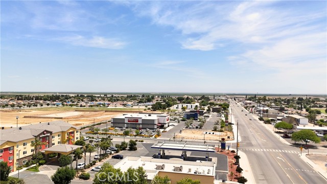 1702 Highway 46, Wasco CA: https://media.crmls.org/medias/02783ce3-cfda-493d-af9c-d90418dee2df.jpg