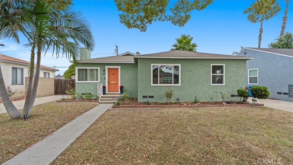 4312 Walnut