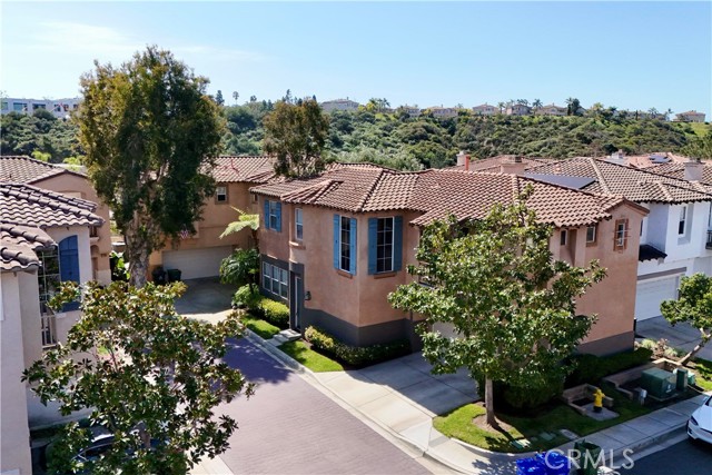 Detail Gallery Image 3 of 27 For 11334 W San Raphael Driveway, San Diego,  CA 92130 - 3 Beds | 2/1 Baths