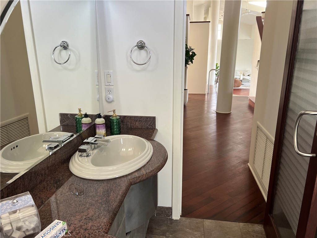 MLS #OC25239224 image #29