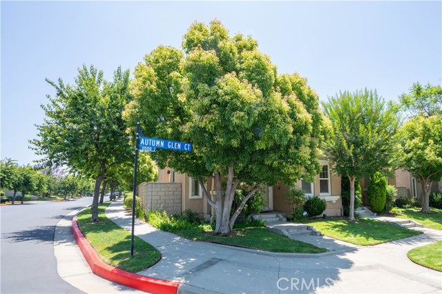 Detail Gallery Image 34 of 38 For 11480 Autumn Glen Ct, Porter Ranch,  CA 91326 - 3 Beds | 3 Baths