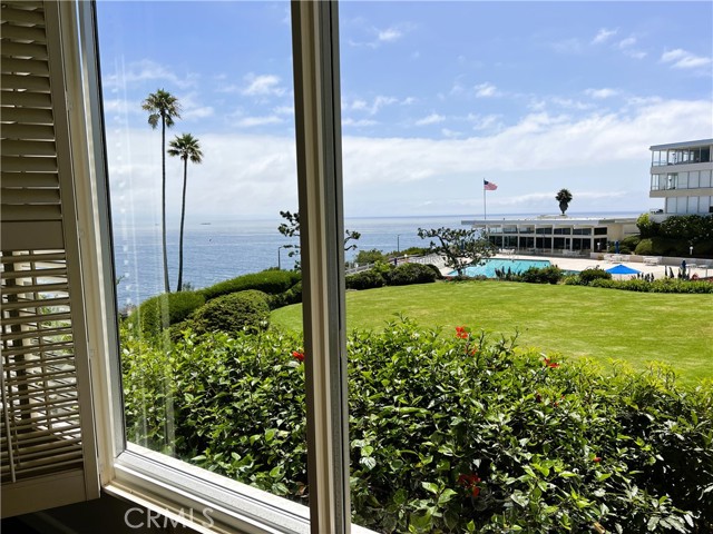 32759 Seagate Drive, Rancho Palos Verdes CA: https://media.crmls.org/medias/02796660-fedd-471a-9b84-7fc2f7ebf135.jpg