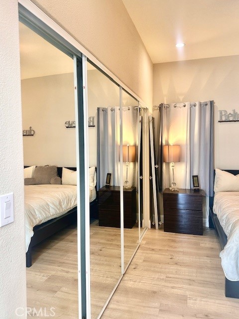 8901 Eton Avenue, Canoga Park CA: https://media.crmls.org/medias/027aebf1-34a4-4bb3-93d7-f832894cc887.jpg