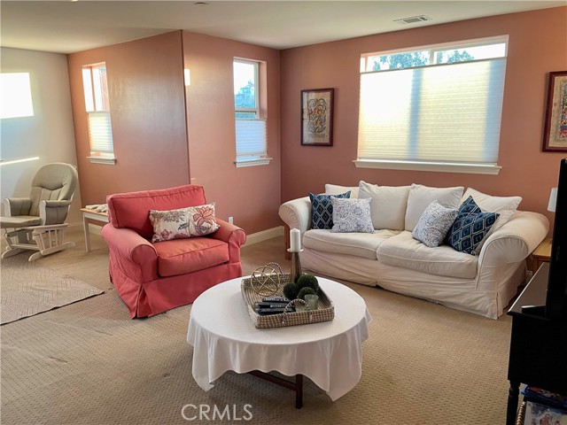 Detail Gallery Image 10 of 12 For 5641 Kai Ct, Santa Maria,  CA 93455 - 3 Beds | 2/1 Baths