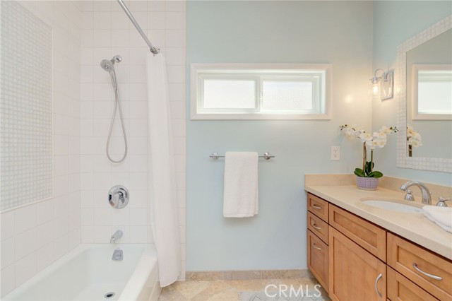2104 Grandview Avenue, Manhattan Beach, California 90266, 3 Bedrooms Bedrooms, ,2 BathroomsBathrooms,Residential,Sold,Grandview,SB21209175