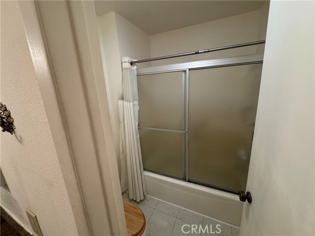 Detail Gallery Image 15 of 27 For 8535 W West Knoll #202,  West Hollywood,  CA 90069 - 2 Beds | 2 Baths