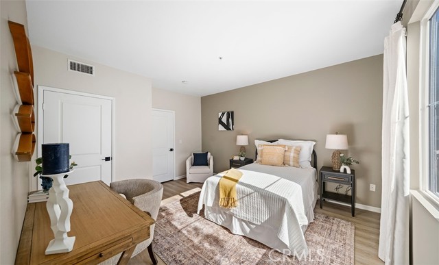 1801 E Katella Avenue, Anaheim CA: https://media.crmls.org/medias/027c0eec-3b4b-4fe8-bf90-6e9ffdd6bc31.jpg