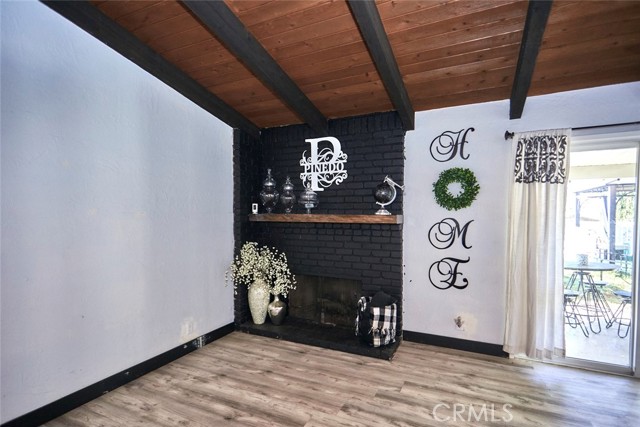 Detail Gallery Image 15 of 48 For 3931 Atlantic Ave, Highland,  CA 92346 - 4 Beds | 2/1 Baths