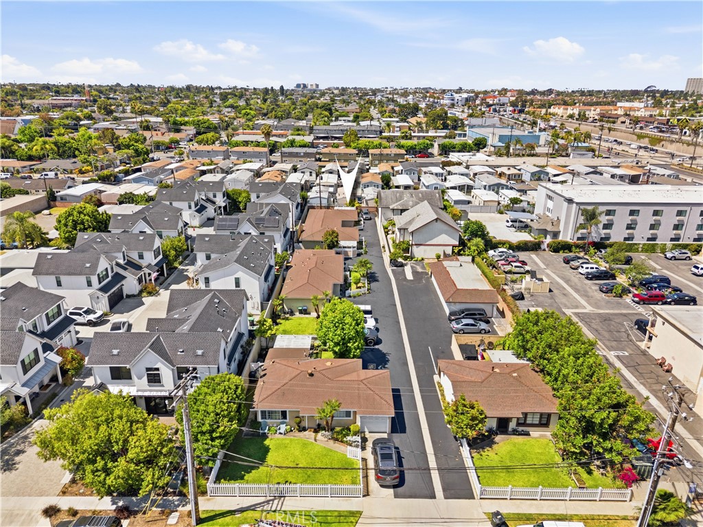 MLS #OC26116869 image #2